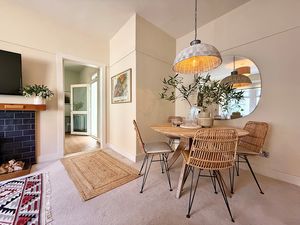 Photo 11- click for photo gallery